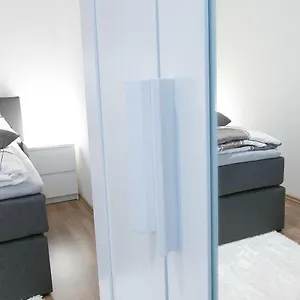 https://laguna-apartment.vienna-besthotels.com