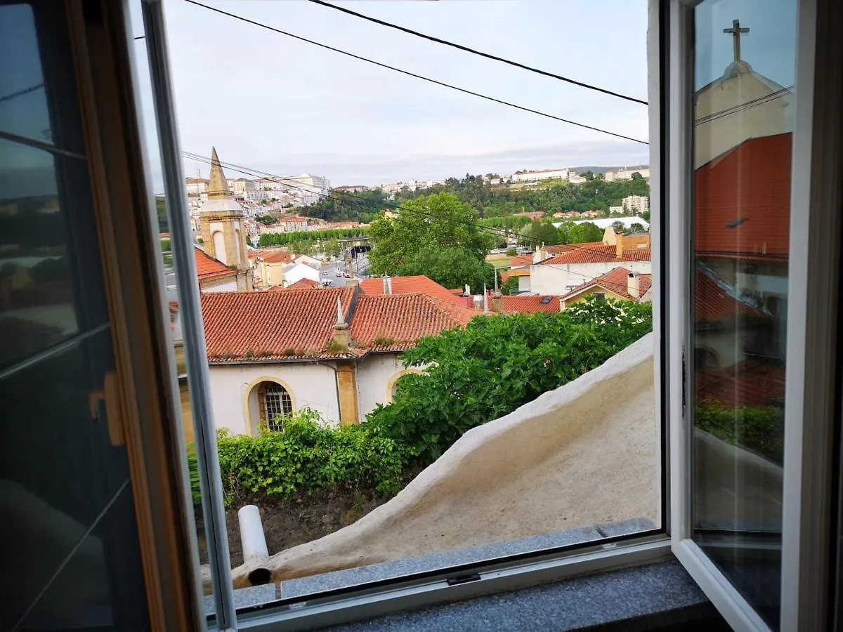 Apartment Lemon Tree House Coimbra - Courtyard Garden With City Views
